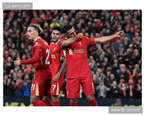 利物浦上演精彩逆转赛点展现顽强拼搏精神赢得胜利